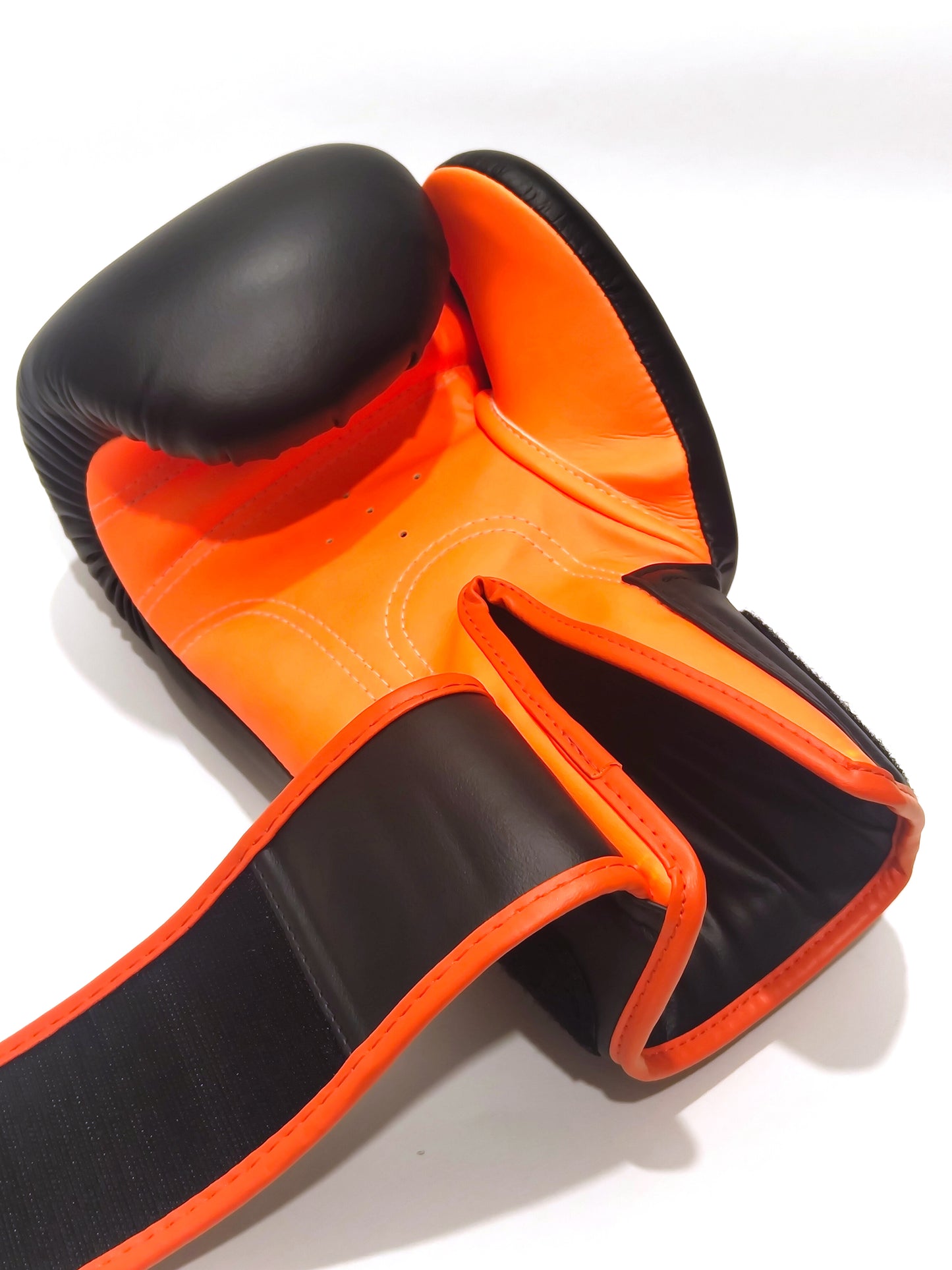 SKS SYNTHETIC MUAY THAI GLOVES (BLACK/ORANGE)
