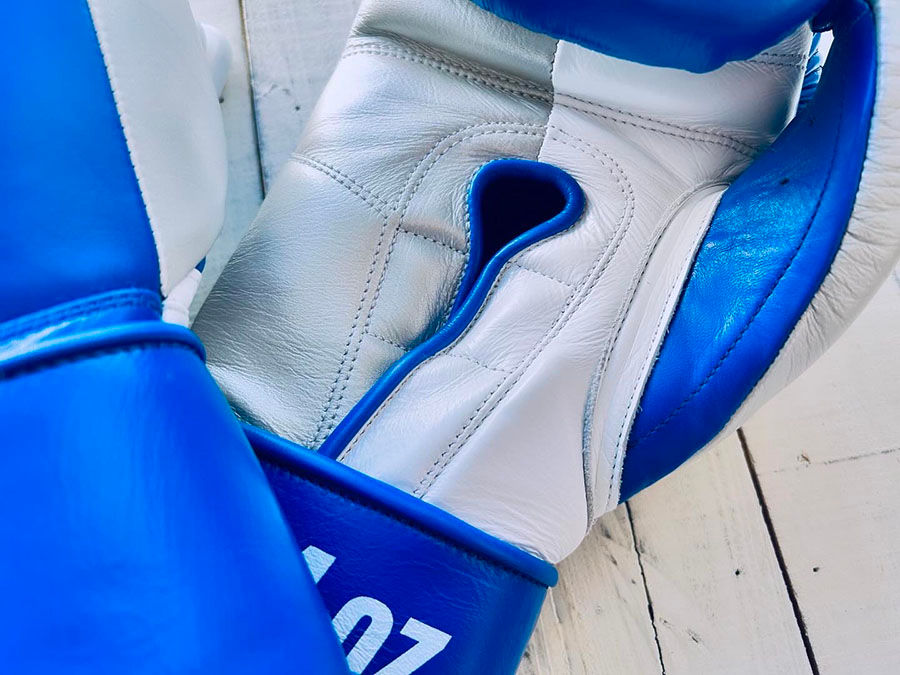 "Professional SS" Prize Ring Boxing Gloves (Blue/Silver/White)