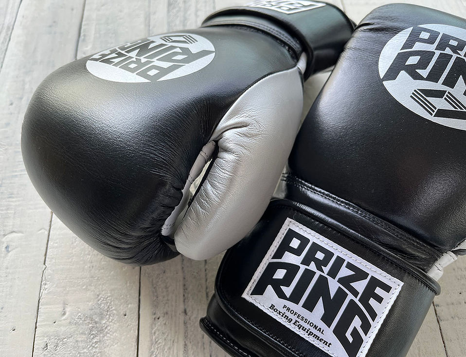 "Professional SS" Prize Ring Boxing Gloves (Black/Silver)
