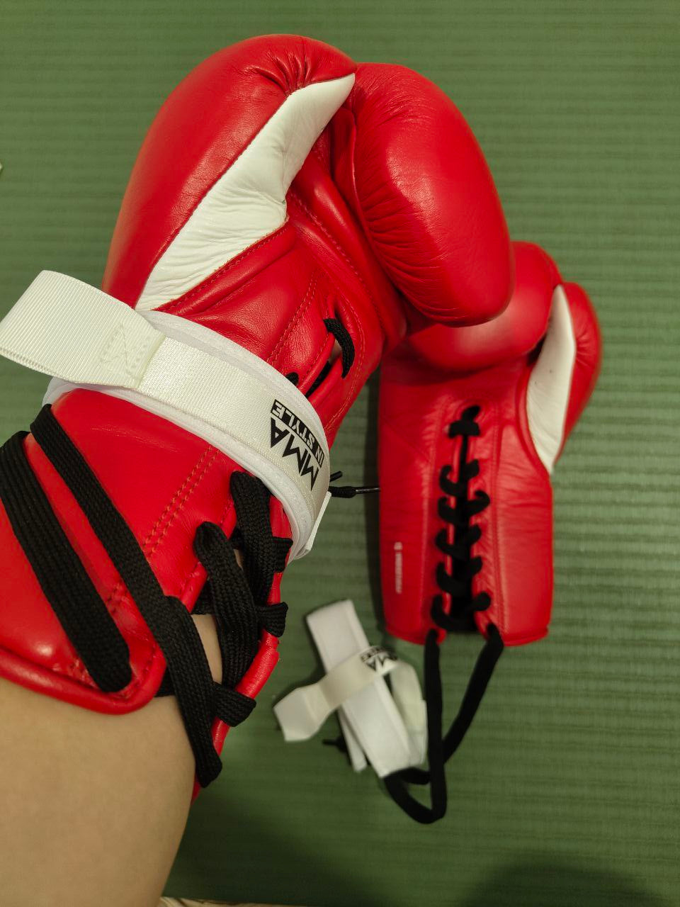Boxing Glove Lace Converters (White)