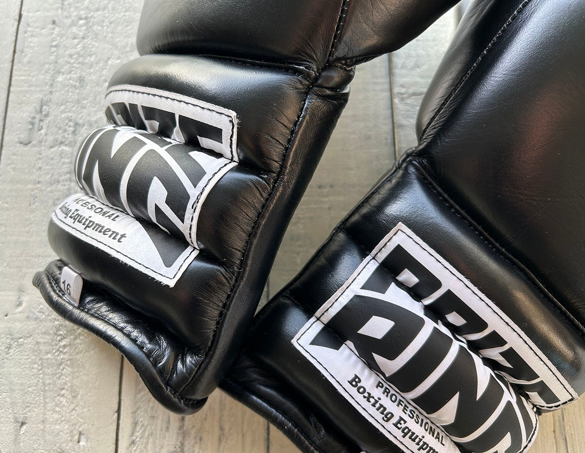 "Pro-training 1960" Lace-Up Prize Ring Boxing Gloves (Black)
