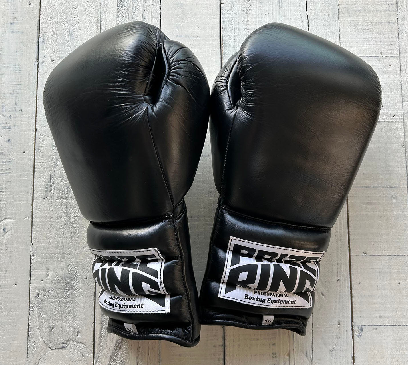 "Pro-training 1960" Lace-Up Prize Ring Boxing Gloves (Black)