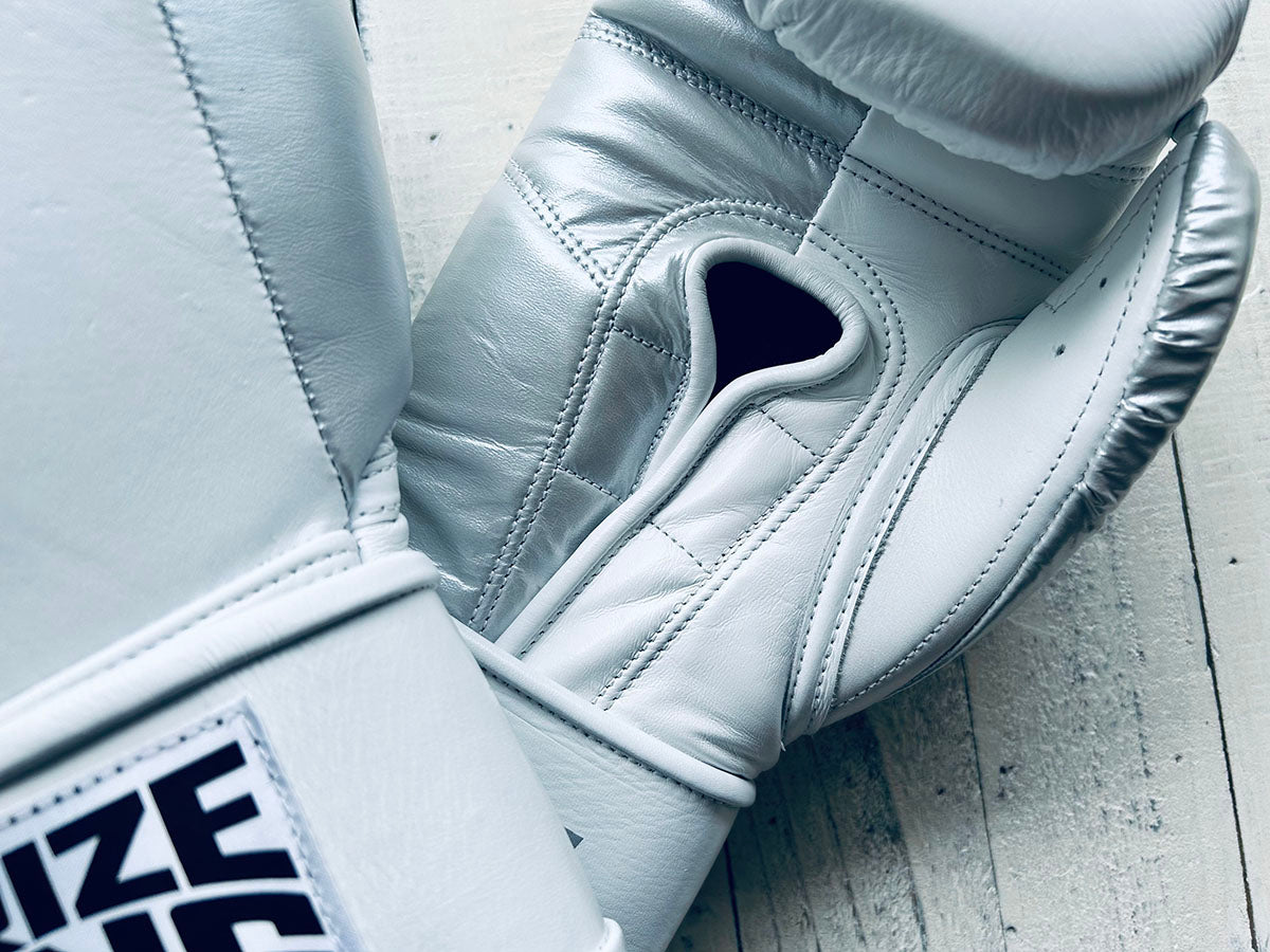 "Professional SS" Prize Ring Boxing Gloves (White/Silver)